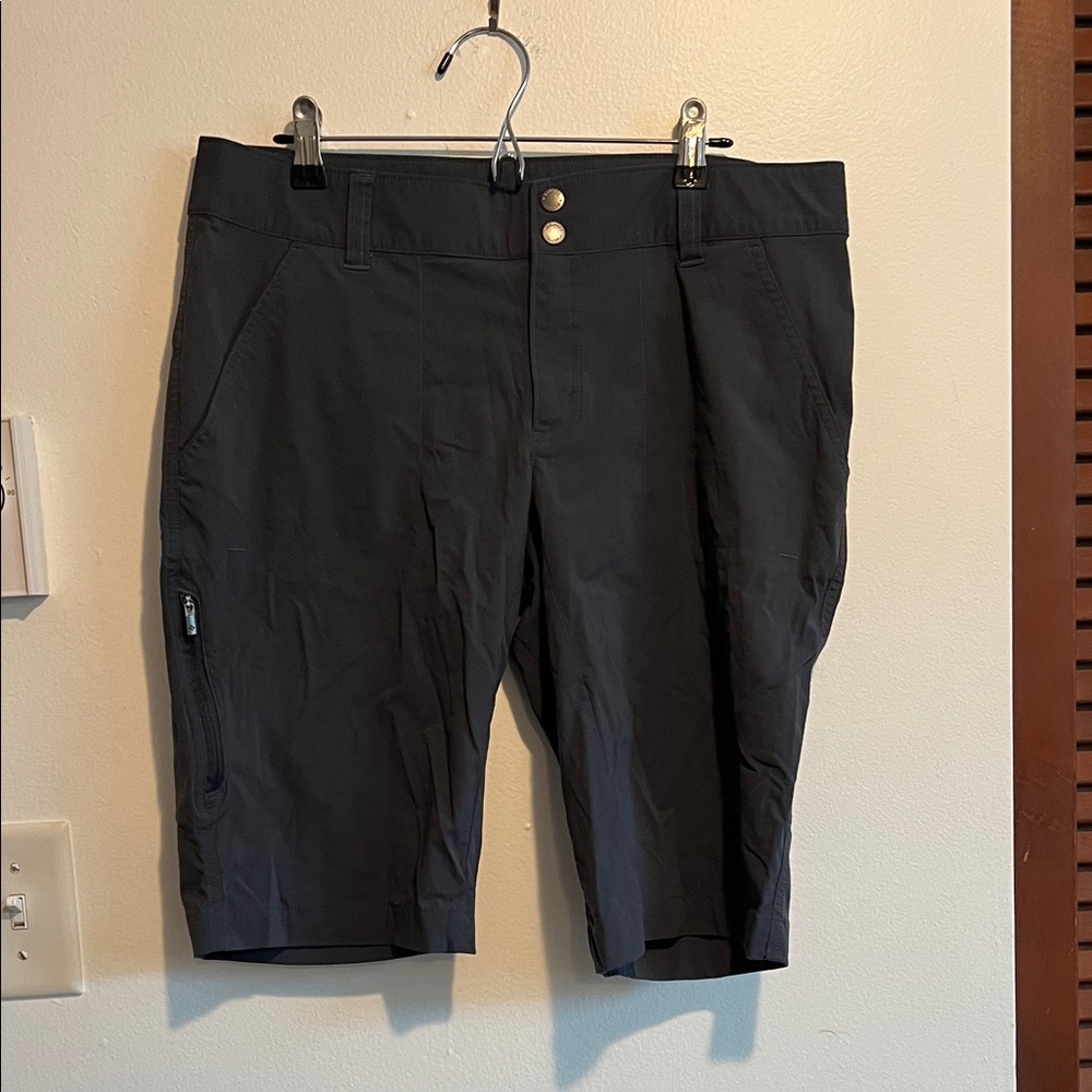Columbia Women's Charcoal Hiking Shorts